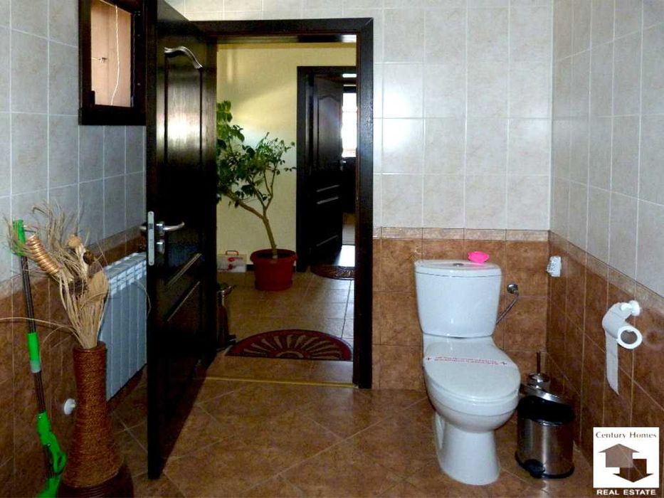 Продава се Къща в с. Стоевци, Област Габрово - 214 кв.м за 818 €/кв.м - Снимка #9