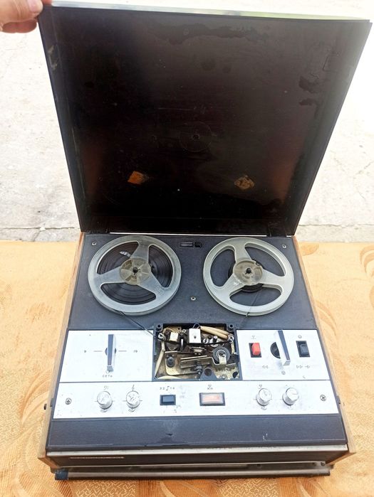 Saturn -201 magnitafon sotiladi.