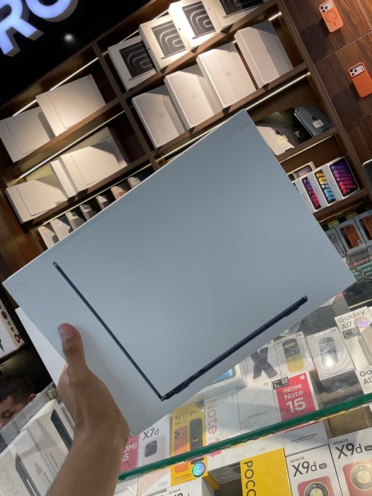 Yangi MacBook Air M5 (2025/2026) — Karobka, ochilmagan