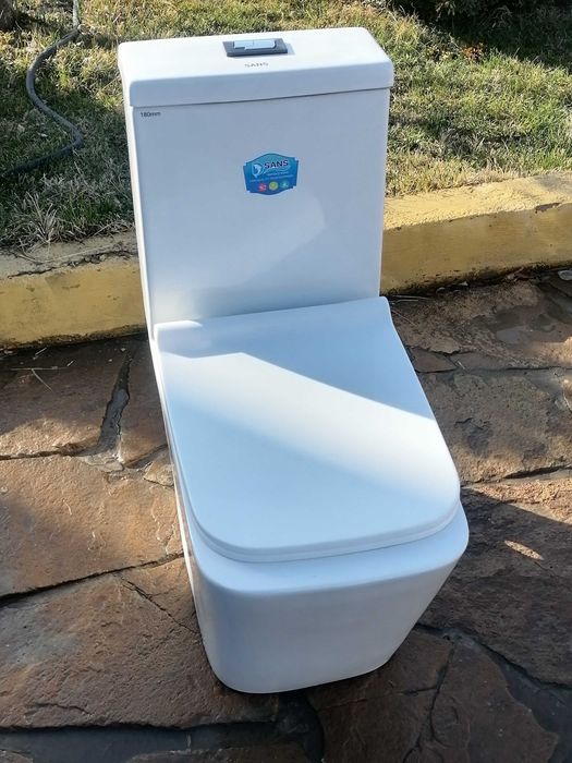 Продам Унитаз новый