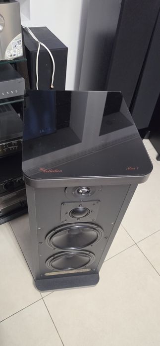 Boxe de podea olandeze Audiolab cu difuzoare VIFA