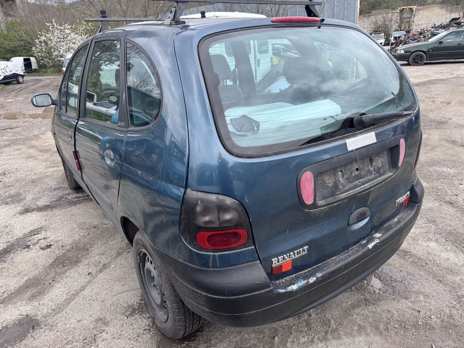 Рено Меган Сценик 1.6и 90кс 1997г На Части