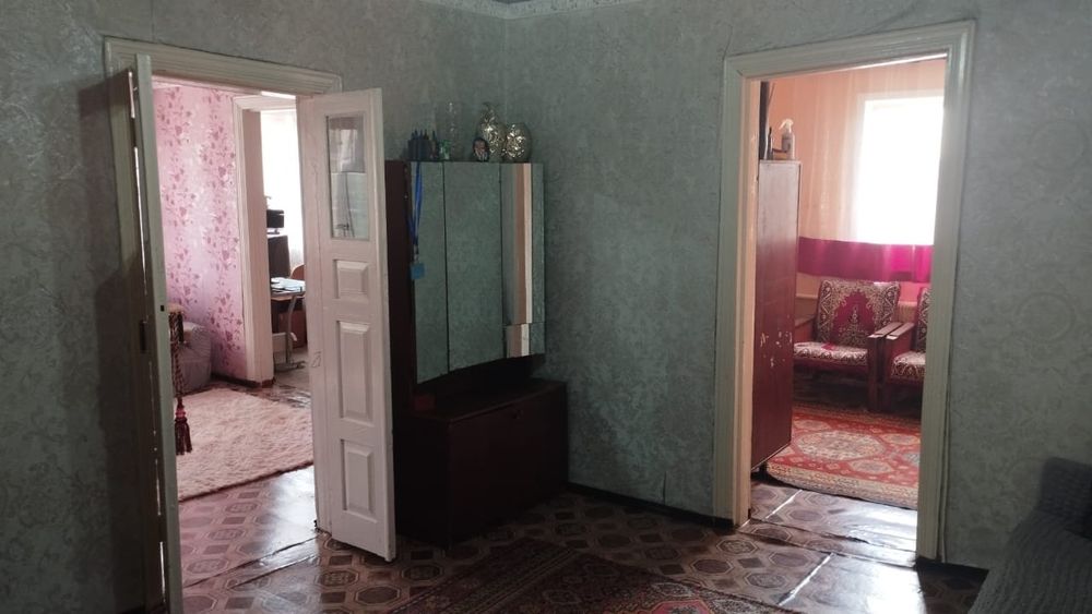 Продаю дом в п. Осакаровка