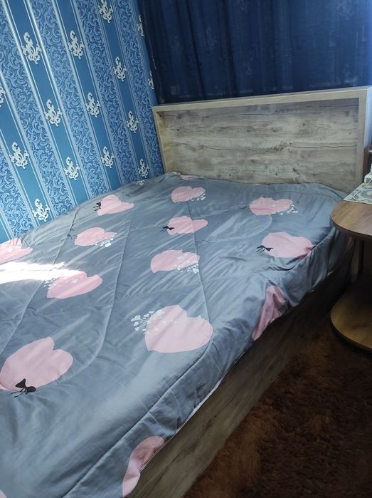 Кровать полуторка в отличном состоянии