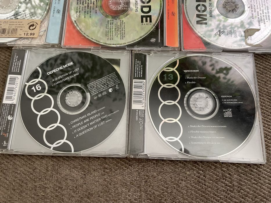 CD сингли Depeche Mode