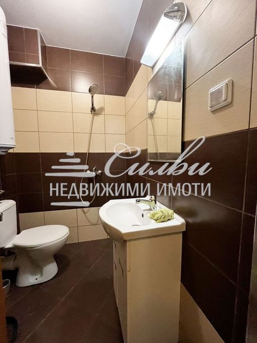 Продава се Двустаен апартамент в Шумен, Тракия - 65 кв.м за 1424 €/кв.м - Снимка #6