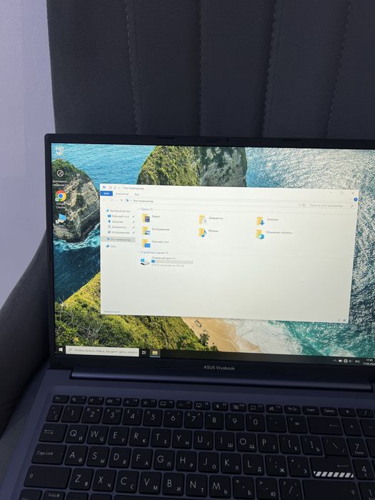 Ноутбук Asus vivobook