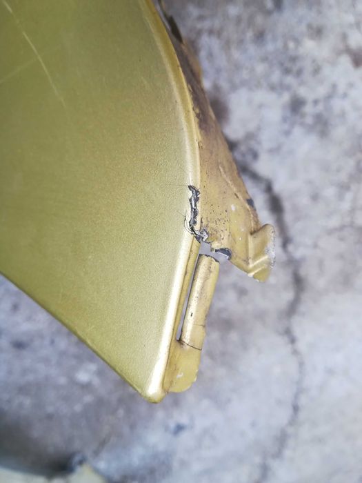 Ляв калник Peugeot 307 Пежо 307 ( калници )