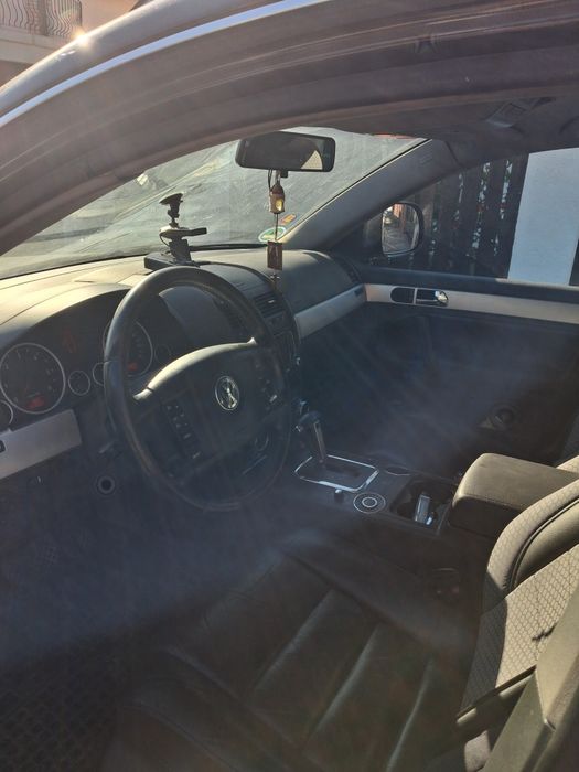 Vând Touareg 2007...2.5 Tdi