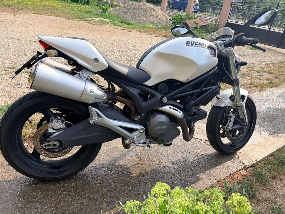 Ducati Monster 2008 696
