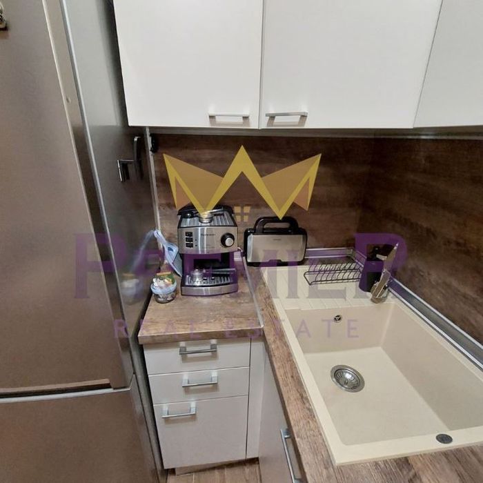 Дава се под наем Двустаен апартамент в Варна, Гръцка махала - 60 кв.м за 663 € - Снимка #2