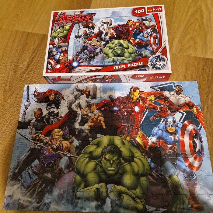 Puzzle-uri in stare foarte buna