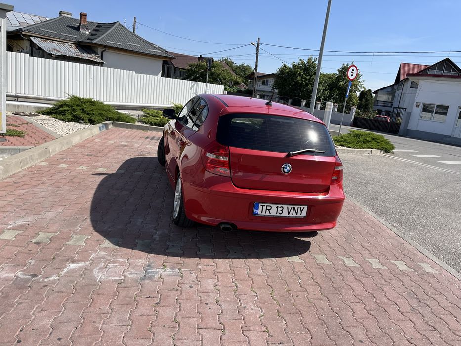 Vand BMW seria 1 e87 facelift
