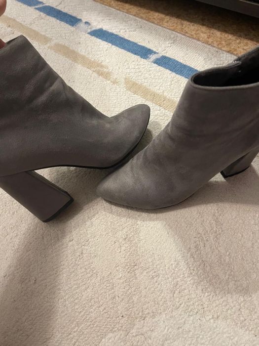 Ботильоны из замши