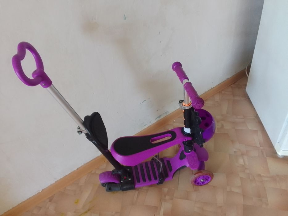 Продам самокаты велосипед