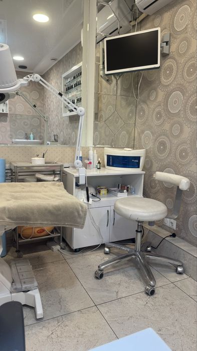 Продам все для маникюра