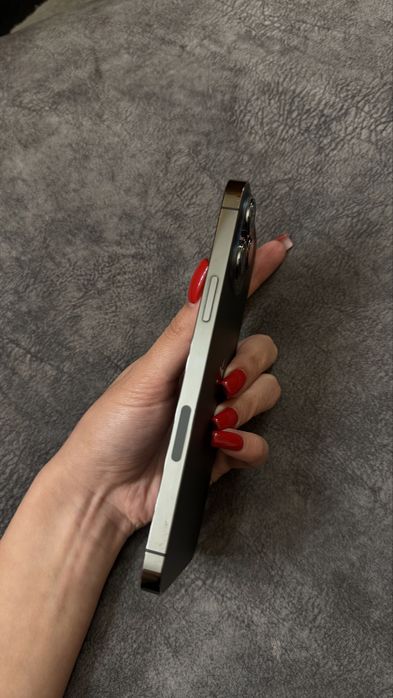 Продам Айфон 13 pro max
