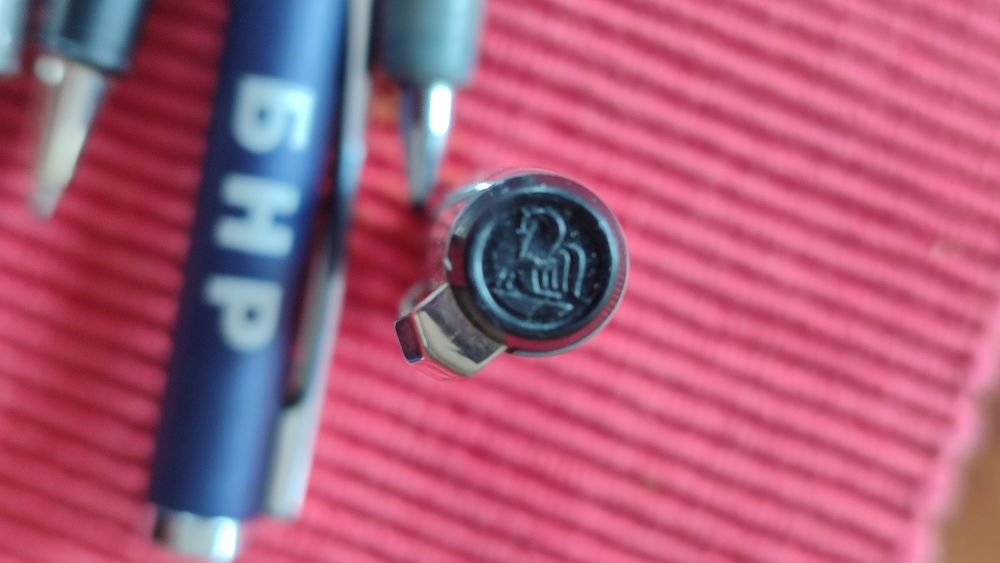 Parker, raketa, pelikan, senator