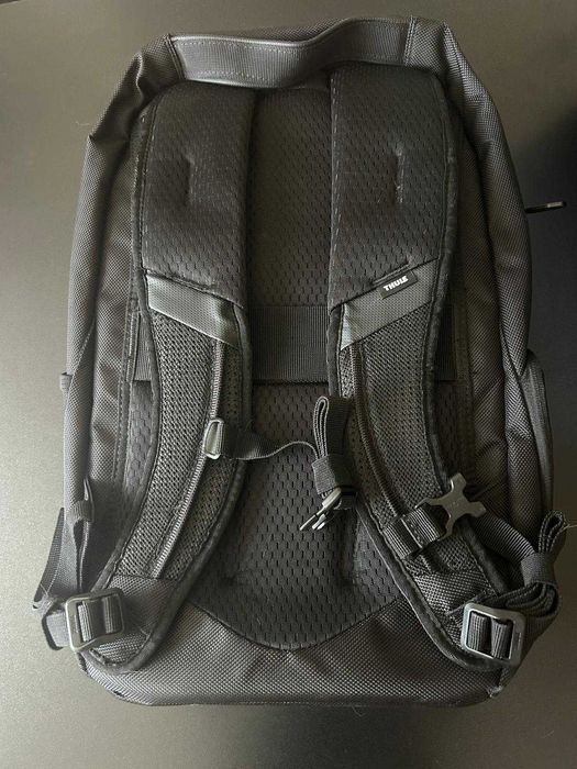 Rucsac urban cu compartiment laptop, Thule, Accent, 23L, Black
