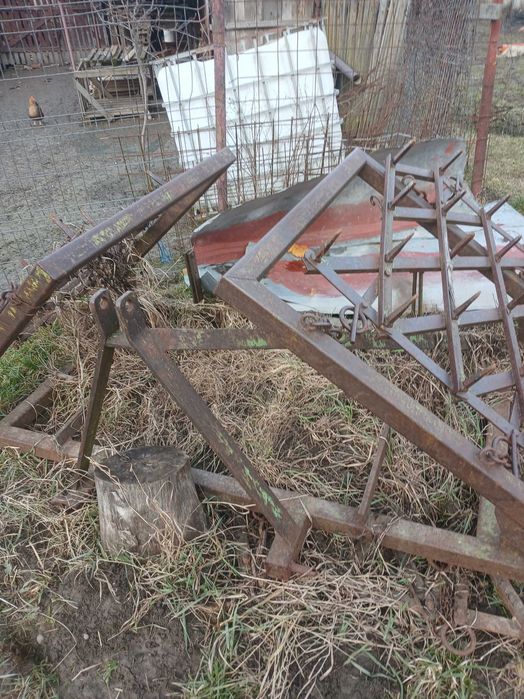 Vind sau schimb tractor fiat 450 2manete ambriaj pe priza servodirectie