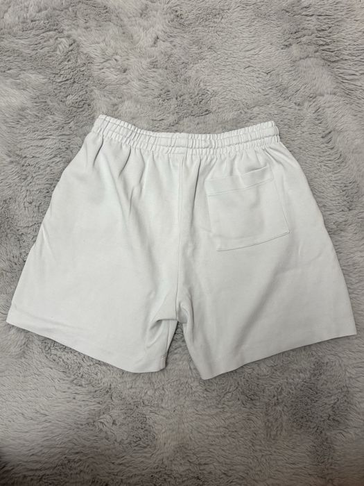 Pantaloni scurți casual albastru deschis – comozi și moderni