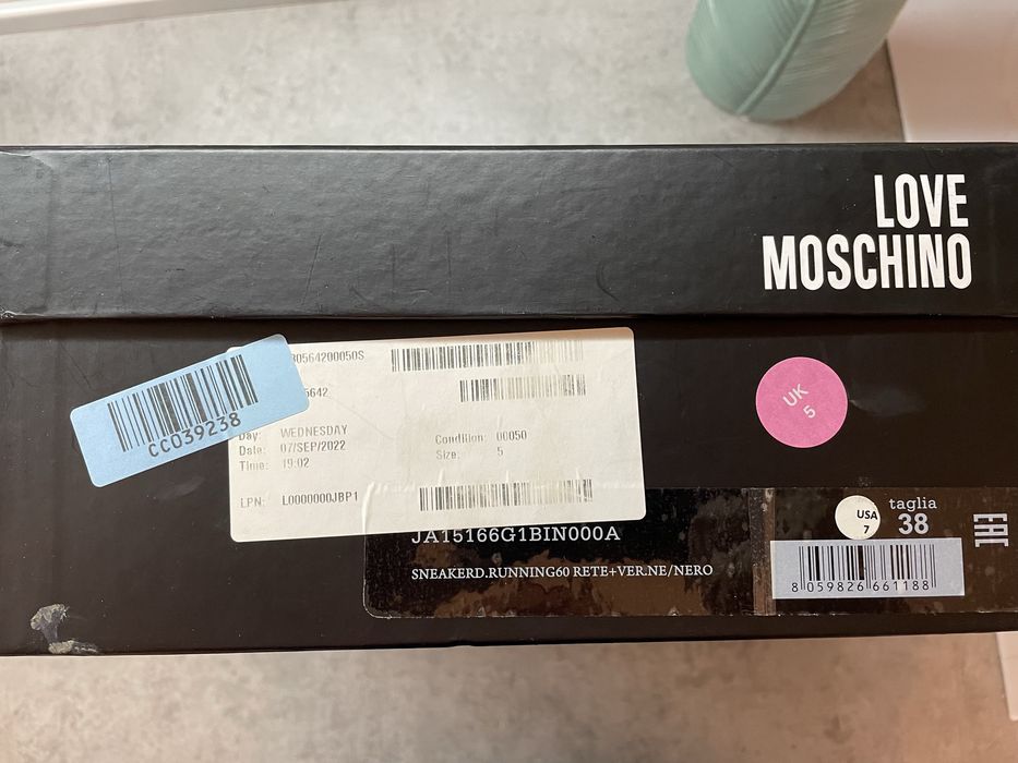 Love Moschino Running 60 Сникърси N38