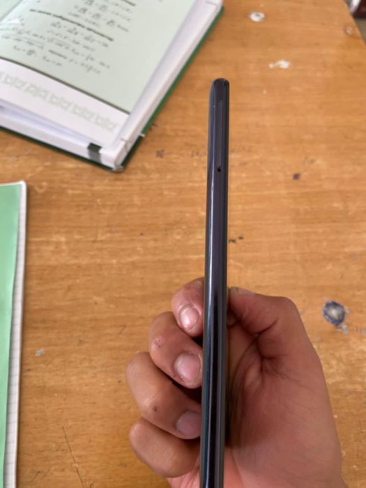 Samsung A31 продам