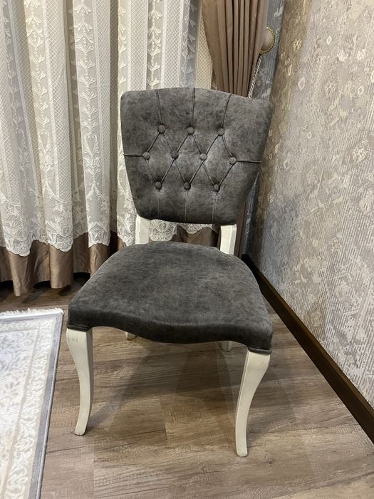 ПРОДАЕТСЯ СРОЧНО‼️‼️‼️ Стол и стулья