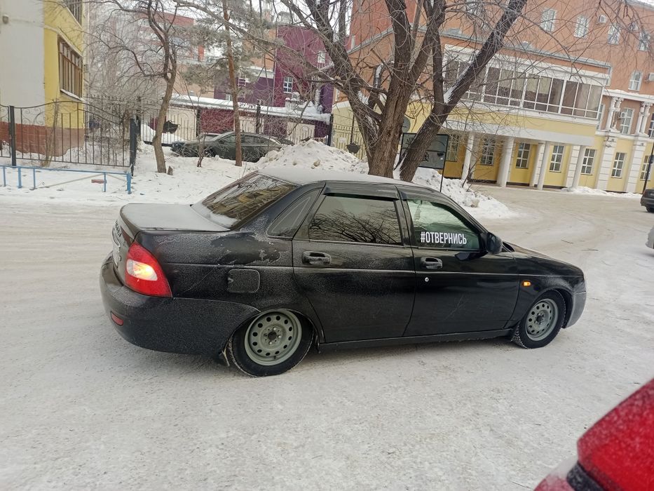 Приора  седан  2009г