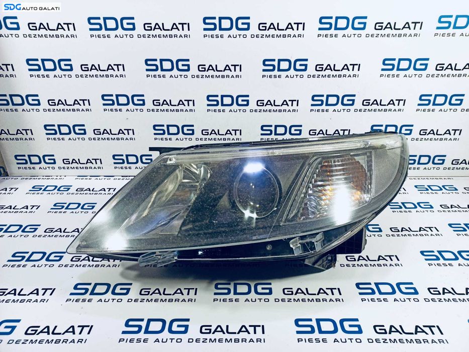 Far Stanga cu Lupa FARA Xenon Saab 93 9-3 2008 - 2012 Cod P12842043 [L1563]