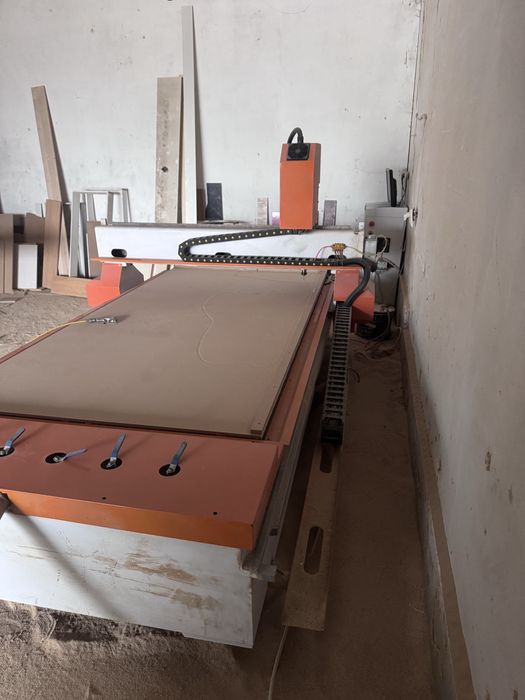 Rover stanok sotiladi