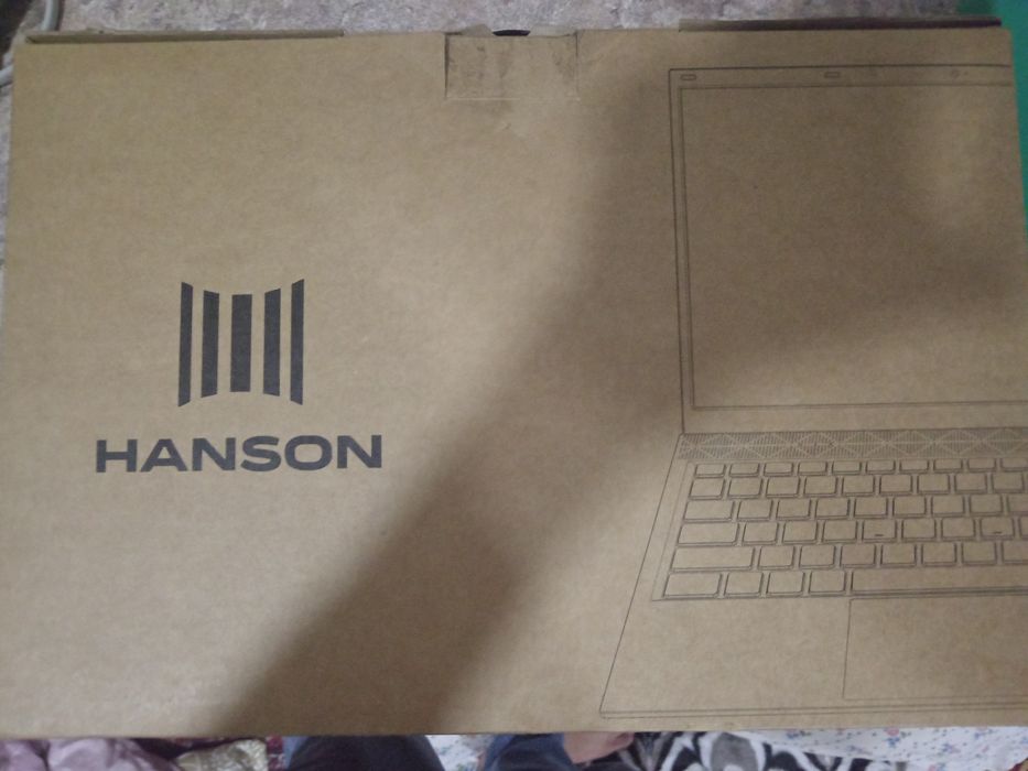 HANSON laptop Noutbuk kafolati bilan. Kelishilgan marxda