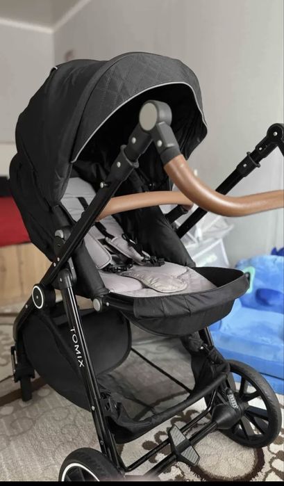 Продам детскую коляску срочно