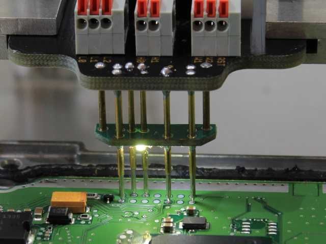 Ремонт автомобилна електроника .Програмиране на модули и компютри