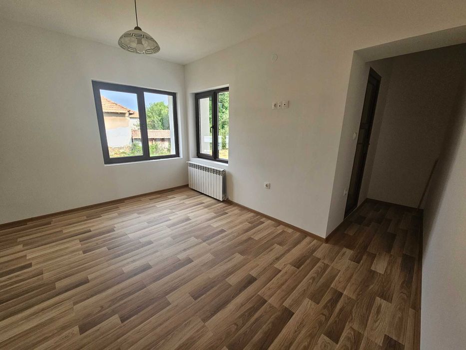 Къща в с.Кондофрей,обл.Перник.