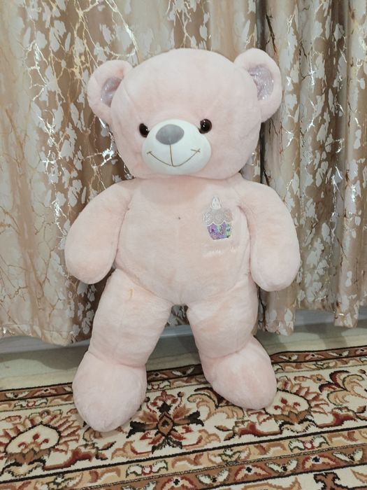 Розовый мишка мягкий