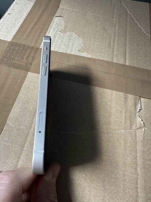 Iphone 13 mini 5G LTE 256Gb baterie 100% refurbished