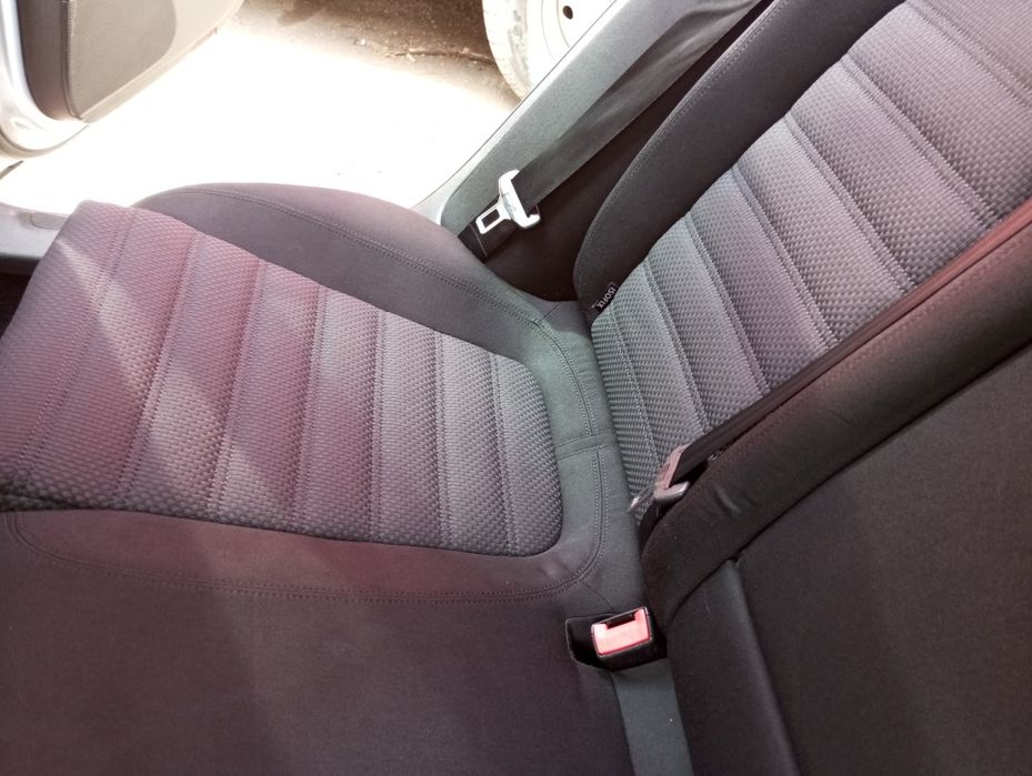 Пране и/или изтупване на автосалон