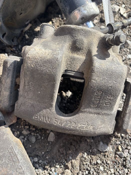 Суппорт е46 bmw 2003