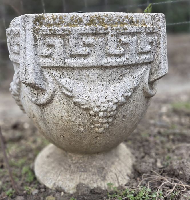 Ghiveci grădină din beton