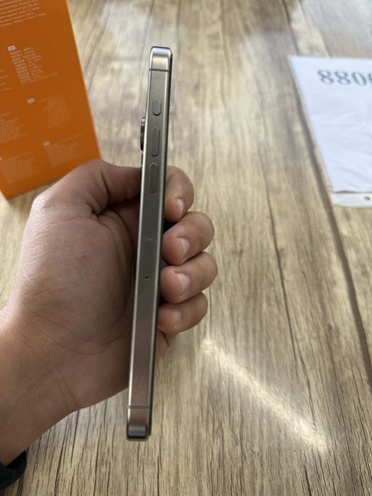 Iphone 15 pro max rangi natural titan