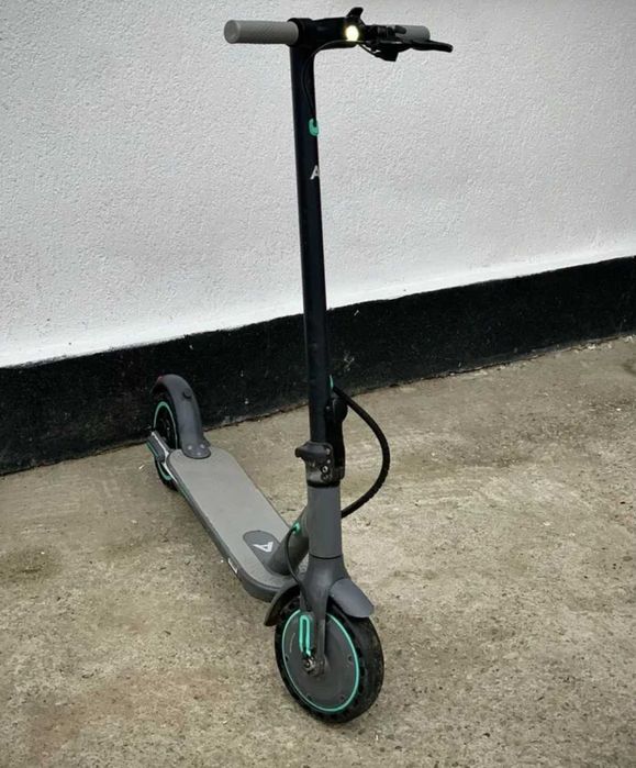 Aerium 350T – trotinetă electrică, stare excelentă,