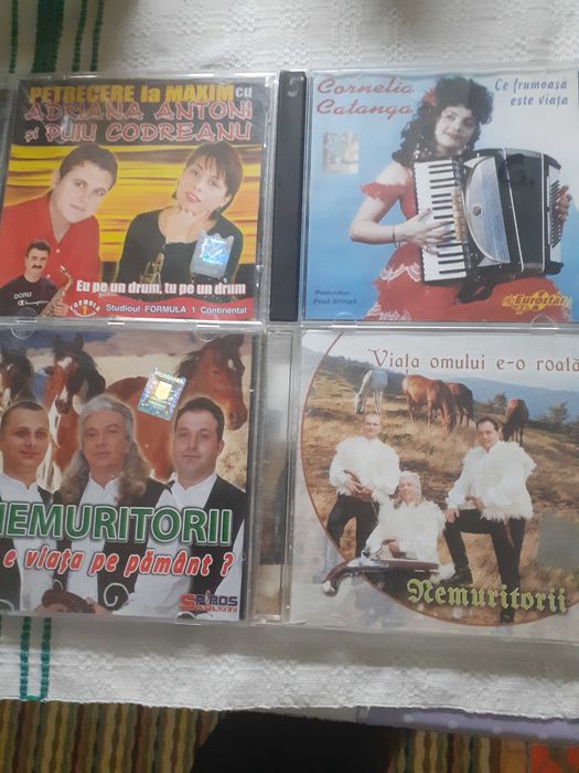 De vinzare cd originale cu muzica de petrecere originale 20 lei bucata