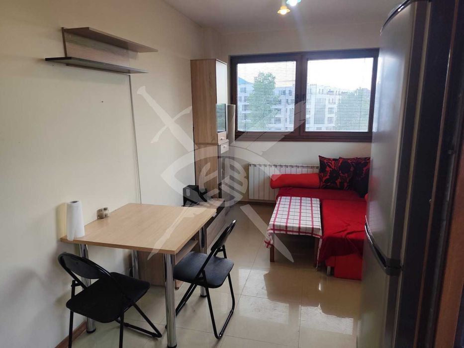 Дава се под наем Двустаен апартамент в София, Витоша - 50 кв.м за 578.34 € - Снимка #1