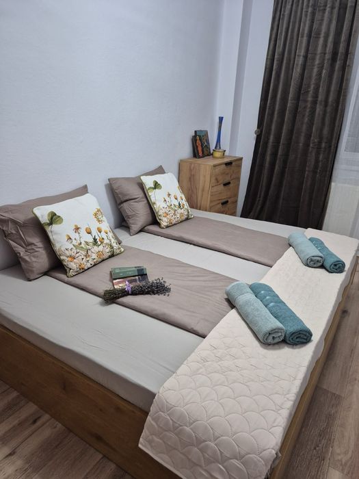 Închiriere in regim hotelier in Mangalia, apartament cu 3 camere Premium , distanță mică de plajă și faleză