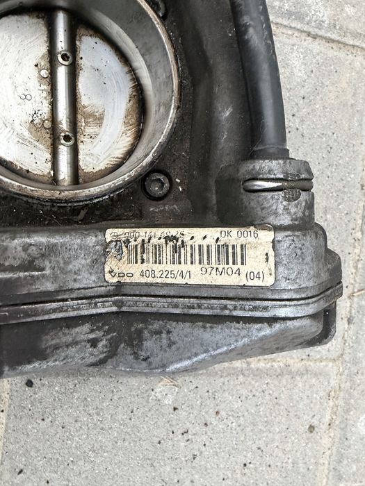 Продам запчасти на w202