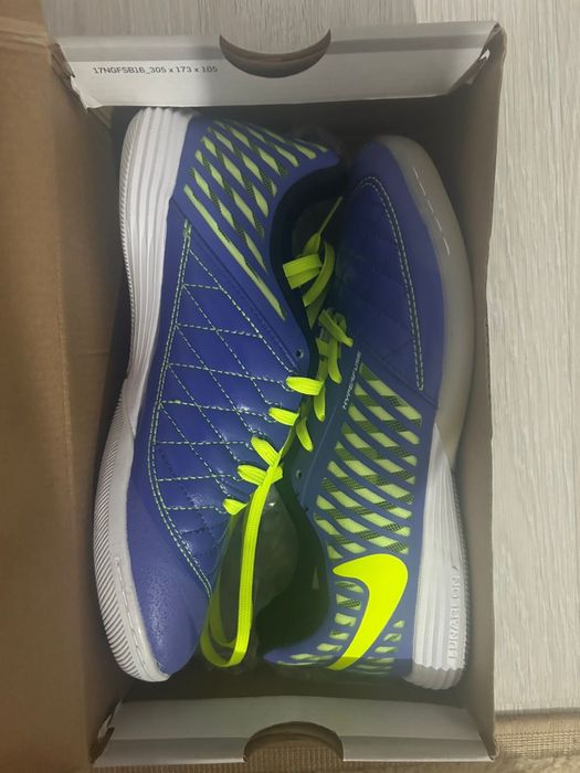 Футзалки Nıke,Adıdas