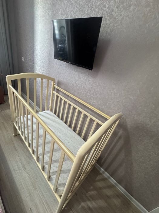 Продам детскую кровать манеж