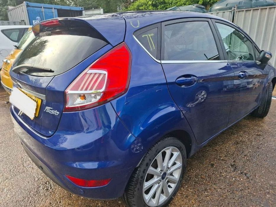 Stop dreapta spate Ford Fiesta 6 2015 HATCHBACK 1.0 i