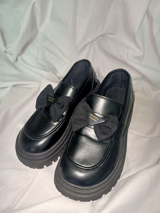 Продается обсолютно новый лофер